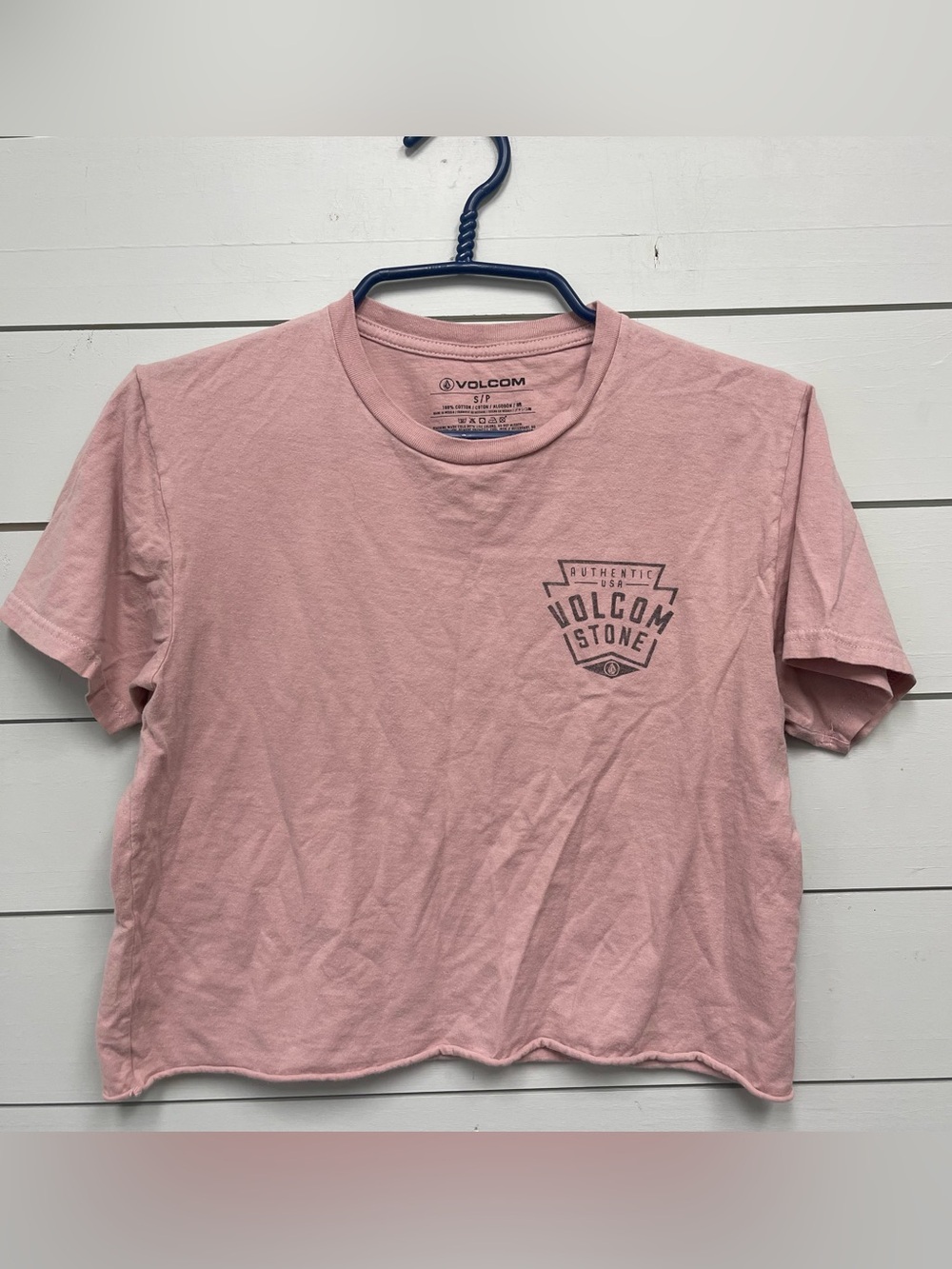 Volcom stone baby pink cropped short sleeve shirt women's size small